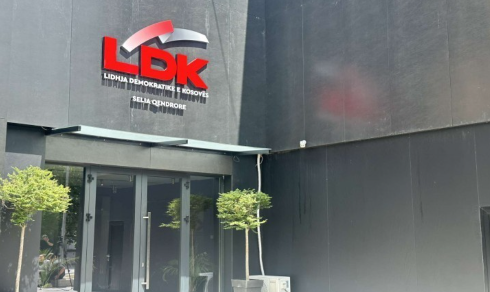 LDK propozon qeveri gjithëpërfshirëse kalimtare, ftesë partive për mbështetje në interes të vendit LDK propozon qeveri gjithëpërfshirëse kalimtare, ftesë partive për mbështetje në interes të vendit