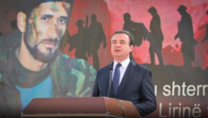 Kurti: Trashëgimia ushtarake, politike dhe artistike e Agim Ramadanit vazhdon ende të na befasojë