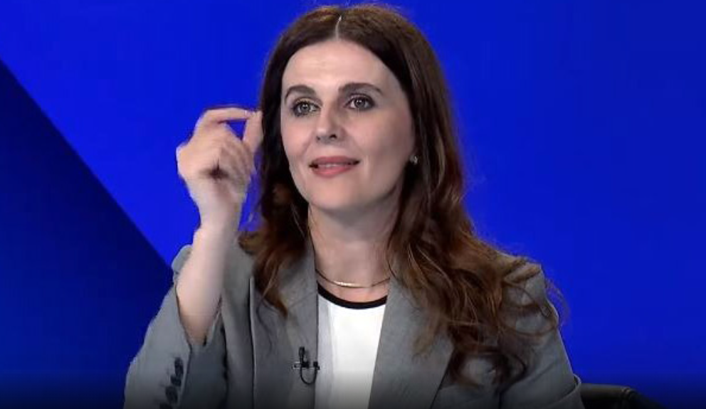 Zyrtari i VV-së akuzoi ndërkombëtarët për nxitje trazirash në veri, Çitaku: Eksponent tipik që sheh armiq kudo Zyrtari i VV-së akuzoi ndërkombëtarët për nxitje trazirash në veri, Çitaku: Eksponent tipik që sheh armiq kudo