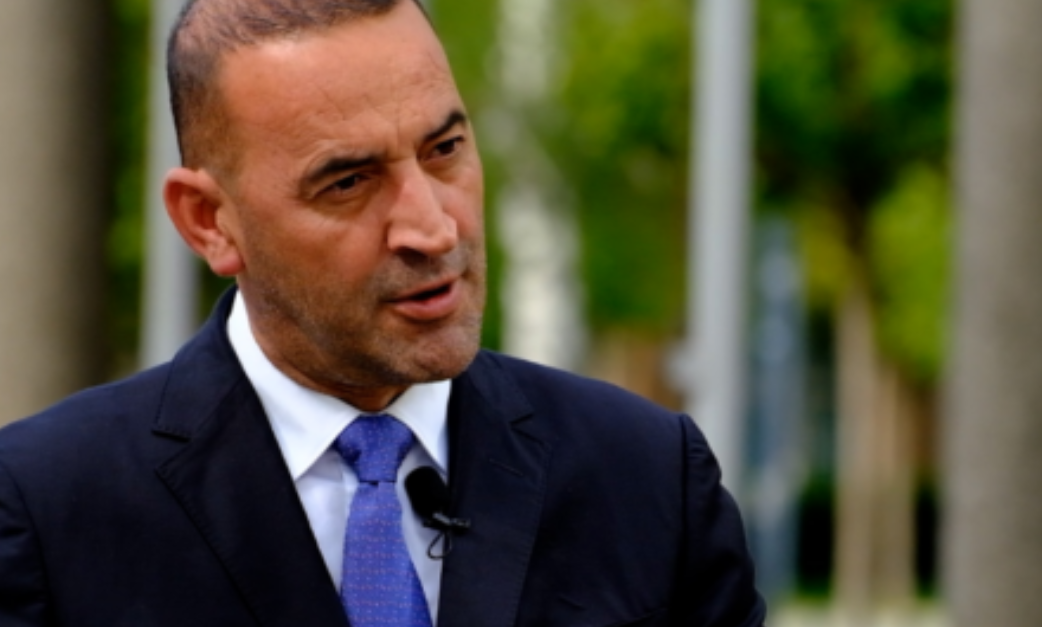 Haradinaj: Albin Kurti, iu ka nënshtruar komunitetit jo-serb, por po “peshkon” edhe tek deputetët e PDK e LDK Haradinaj: Albin Kurti, iu ka nënshtruar komunitetit jo-serb, por po “peshkon” edhe tek deputetët e PDK e LDK