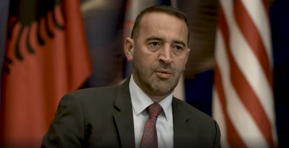 Daut Haradinaj, Kurtit: Kërko ndihmë, thuaj s’e kam shumicën Daut Haradinaj, Kurtit: Kërko ndihmë, thuaj s’e kam shumicën