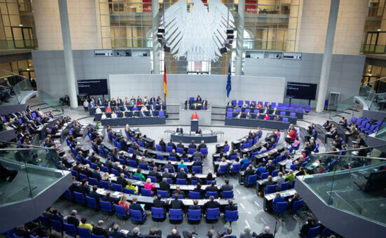 Debat për Kosovën në Bundestag, kërkohet zbatim i marrëveshjeve me Serbinë dhe anëtarësimi në KiE