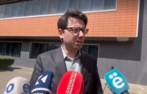 Murati: Do të shqyrtohet ftesa e presidentes Osmani për takim