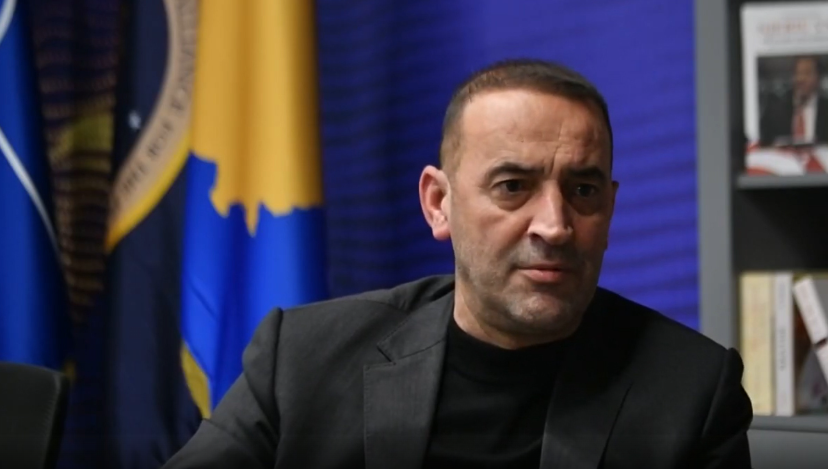 Daut Haradinaj ‘ithtar’ i shkuarjes në zgjedhje të reja: Do të thyhen barrierat e egra Daut Haradinaj ‘ithtar’ i shkuarjes në zgjedhje të reja: Do të thyhen barrierat e egra