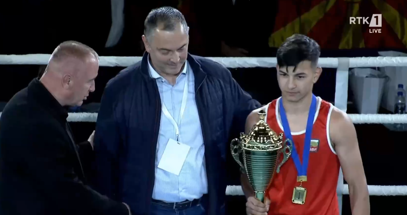 Janko Iliev rrëmben trofeun ‘Lah Nimani’ Janko Iliev rrëmben trofeun ‘Lah Nimani’