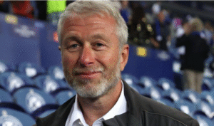 Qeveria angleze kërcënon me gjyq ish-pronarin e Chelsea-s