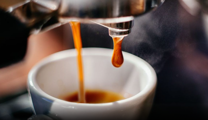 Pasojat tregut të hapur energjetik në Kosovë, pas 1 korrikut një kafe rrezikon të shkojë deri në 3 euro Pasojat tregut të hapur energjetik në Kosovë, pas 1 korrikut një kafe rrezikon të shkojë deri në 3 euro