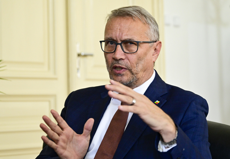 Martin Dvorak: Retorika agresive po e dëmton Kosovën dhe perspektivën e saj Martin Dvorak: Retorika agresive po e dëmton Kosovën dhe perspektivën e saj