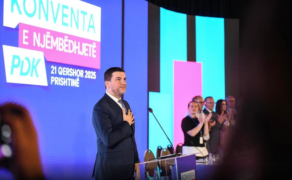 Memli Krasniqi rizgjidhet kryetar i PDK-së Memli Krasniqi rizgjidhet kryetar i PDK-së