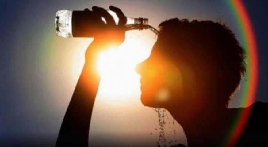 Këshilla dhe rekomandime për t’u mbrojtur nga nxehtësia dhe temperaturat e larta Këshilla dhe rekomandime për t’u mbrojtur nga nxehtësia dhe temperaturat e larta