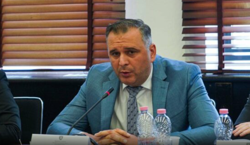 Bajçinovci nuk e do Limajn si kryeparlamentar, por veç në Qeveri: Është më e shëndetshme