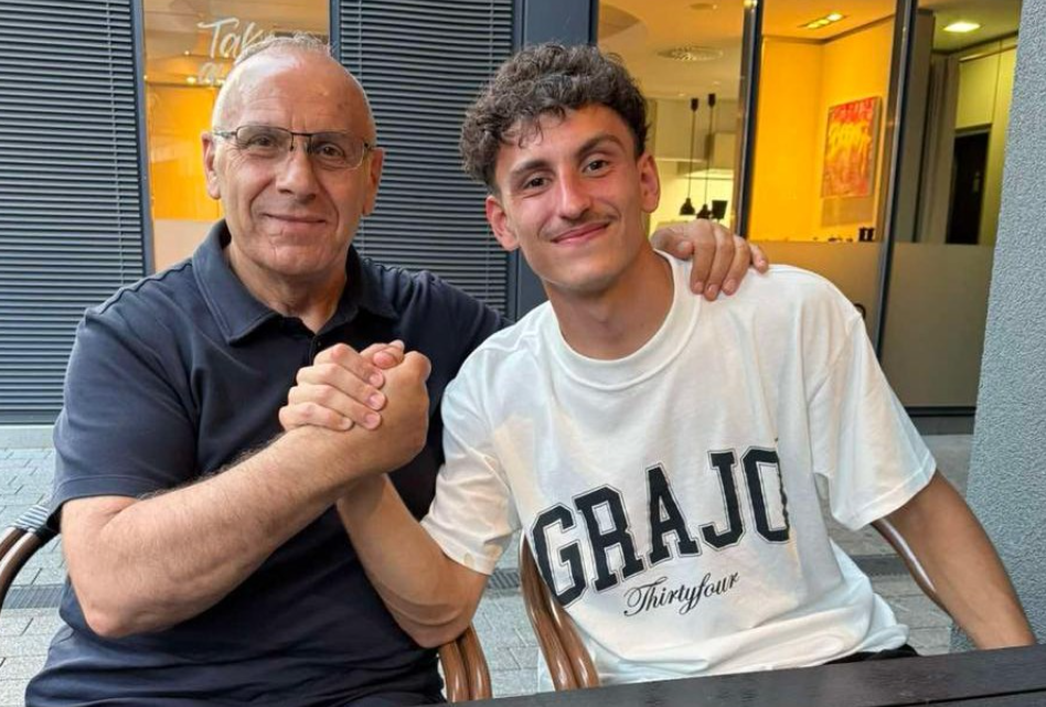 S’ndalet presidenti Ademi, takon edhe Demir Xhemalija, një tjetër talent kosovar S’ndalet presidenti Ademi, takon edhe Demir Xhemalija, një tjetër talent kosovar