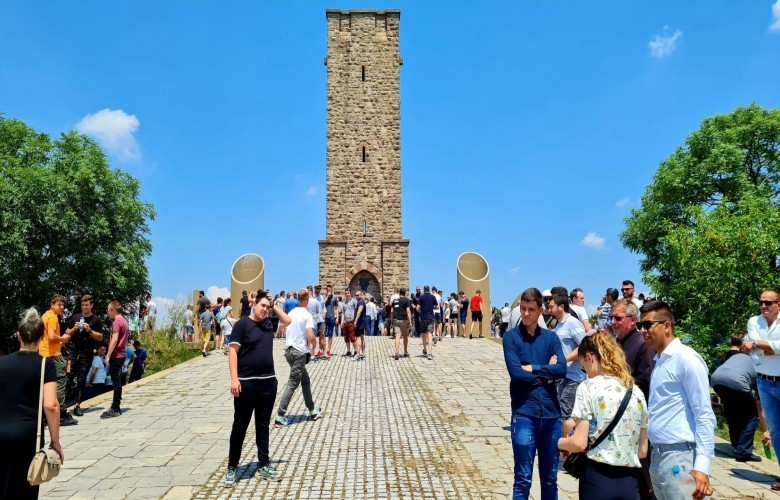 Shënohet sot festa e Vidovdanit, Policia me apel: Shmangni provokimet