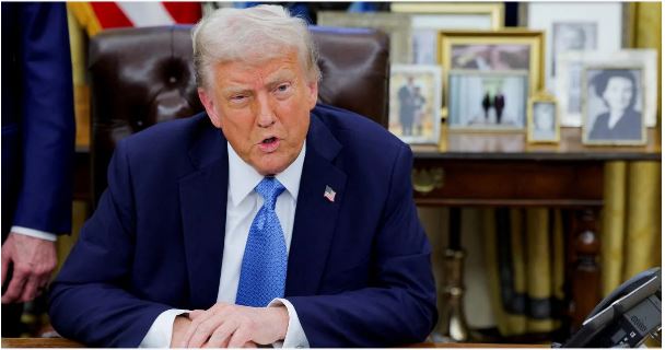 Trump nuk tregon nëse SHBA-ja do ta sulmojë Iranin, por thotë se durimi është sosur Trump nuk tregon nëse SHBA-ja do ta sulmojë Iranin, por thotë se durimi është sosur