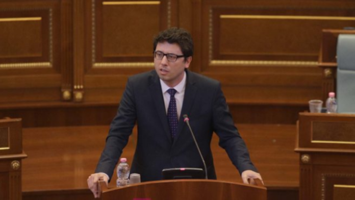 Murati: Sot shkelësit e vetëm të Kushtetutës ishin opozitarët Murati: Sot shkelësit e vetëm të Kushtetutës ishin opozitarët
