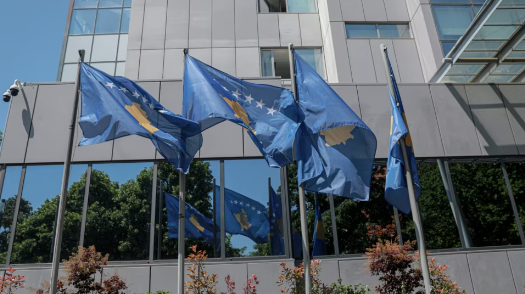 Qeveria e Kosovës shpreh gatishmërinë për pranimin e migrantëve të dëbuar nga SHBA Qeveria e Kosovës shpreh gatishmërinë për pranimin e migrantëve të dëbuar nga SHBA