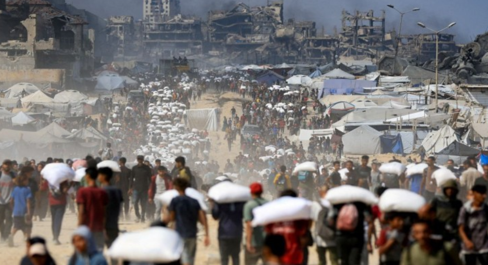 Foshnja gjashtë muajshe vdes në krahët e nënës në Gaza Foshnja gjashtë muajshe vdes në krahët e nënës në Gaza