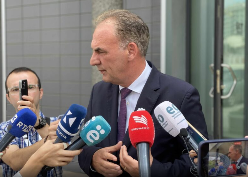 Limaj: Do ta ftoj Kurtin për kafe javën e ardhshme