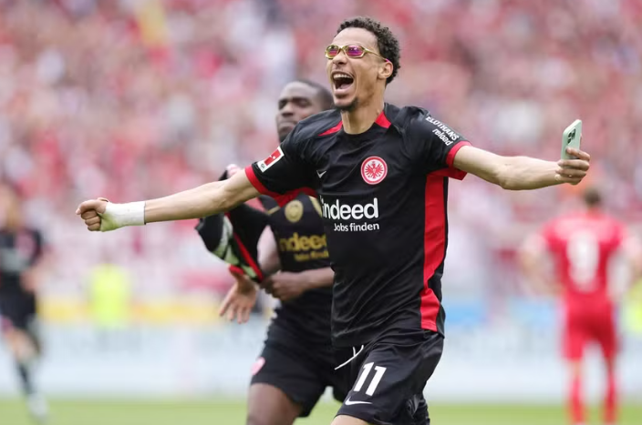 Liverpooli pret Ekitike-n në Merseyside