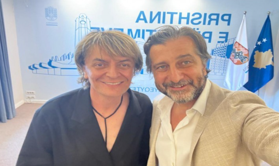 Rama nderon me “Hyjneshën në fron” Armend Rexhepagiqin