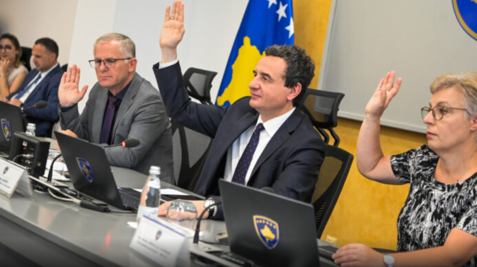Nga fiskalizimi tek urat: Vendimet e qeverisë në detyrë vihen në pikëpyetje Nga fiskalizimi tek urat: Vendimet e qeverisë në detyrë vihen në pikëpyetje