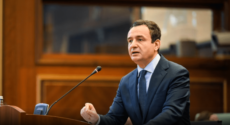 Profesori amerikan: Kurti duhet t’i japë fund bllokadës politike, nuk do t’i dalë mirë në zgjedhje të reja