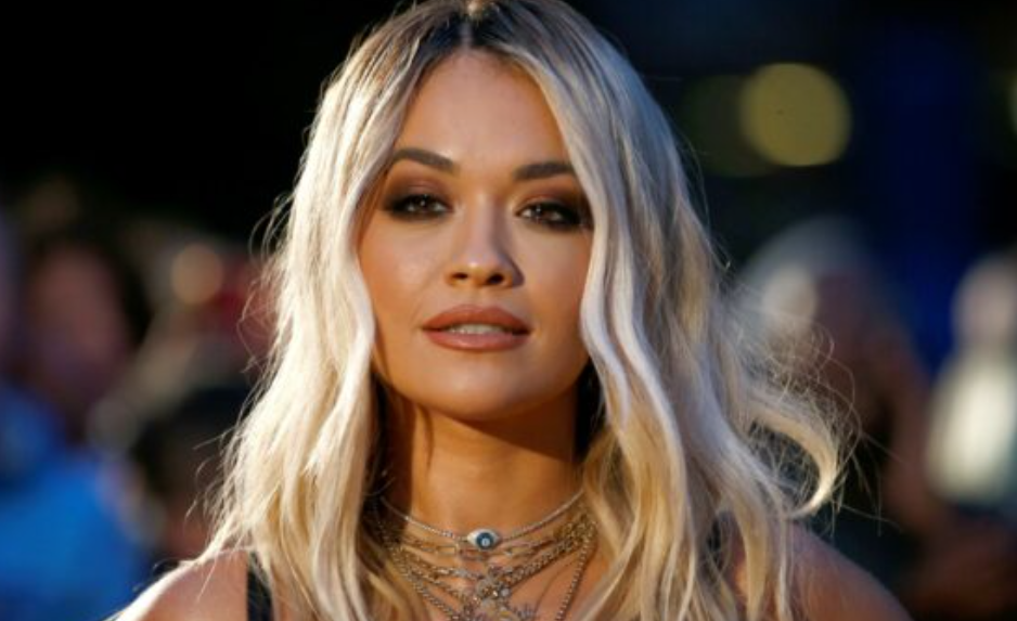 Rita Ora rrëfen periudhën e vështirë: Mendova se isha e shëmtuar, vetëm sepse nuk isha aq e dobët sa të tjerët Rita Ora rrëfen periudhën e vështirë: Mendova se isha e shëmtuar, vetëm sepse nuk isha aq e dobët sa të tjerët