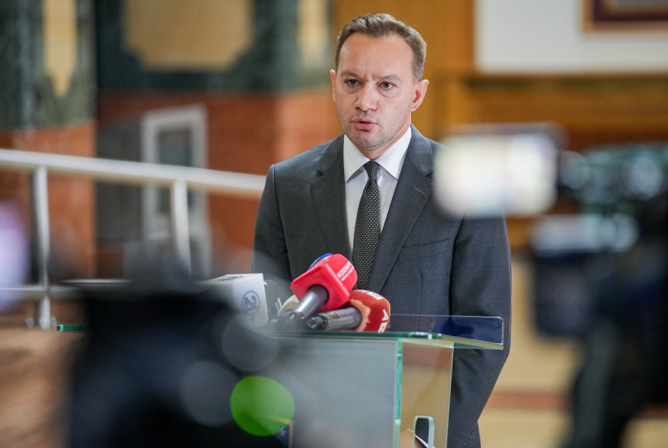 Zogaj: VV-ja ka rënie serioze me mbi 10 pikë në sondazhe