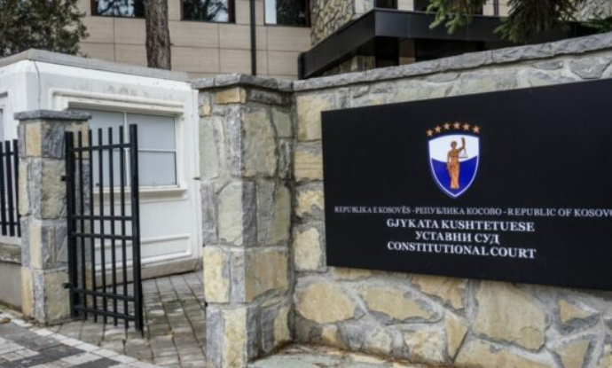 Deputetët s’gjetën zgjidhje, Kushtetuesja ndalon çdo vendim dhe veprim të tyre nga 27 korriku deri më 8 gusht