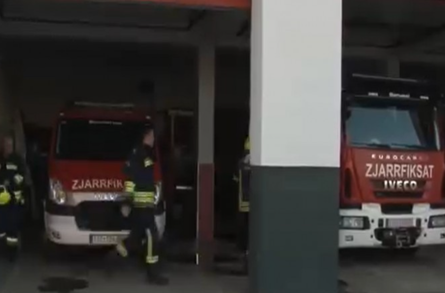 Zjarrfikësit përballen me sfida të mëdha, kërkojnë përkrahje institucionale