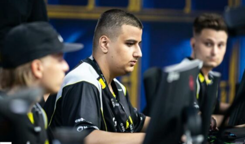 Makazze shkëlqen në debutim: Talenti kosovar i CS2 e nis me fitore kundër FaZe