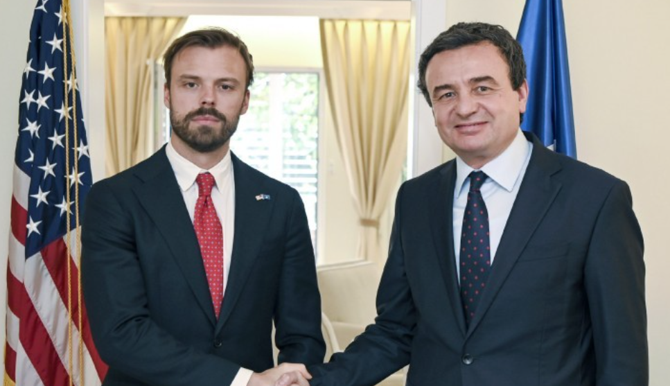 Kurti në darkë me Hanrahan: Kosova, partnere besnike e SHBA-së