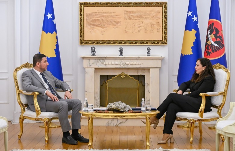 Pas Kurtit, Osmani takon edhe Krasniqin