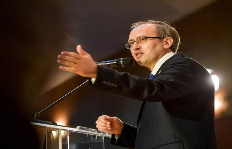 Hoti: Asgjë e re nga Osmani, vetëm hipokrizi e radhës