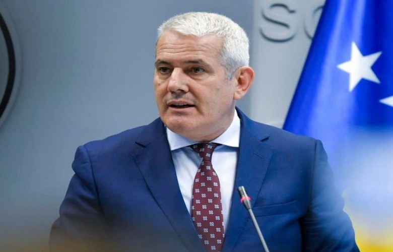 Gjetja e zollave në Mitrovicë, Sveçla: Beogradi stimulon grupet terroriste