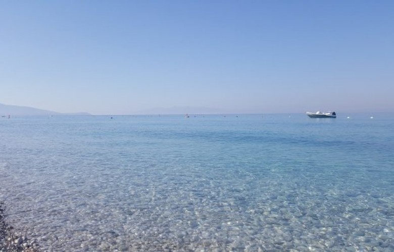 Moti në Shqipëri me diell, temperaturat deri në 42 gradë Celius