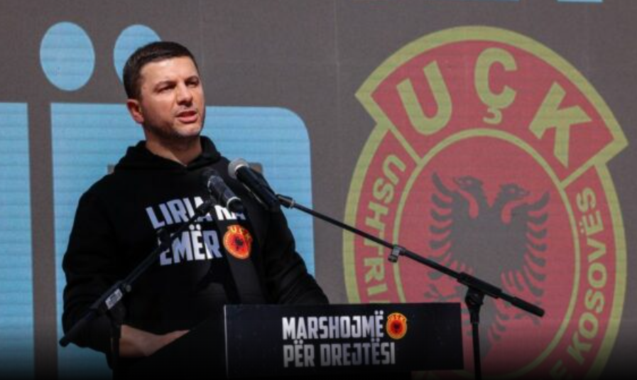 Krasniqi reagon pas vendimit të Speciales: Historia nuk guxon të shkruhet në sallat e heshtura të gjykatave