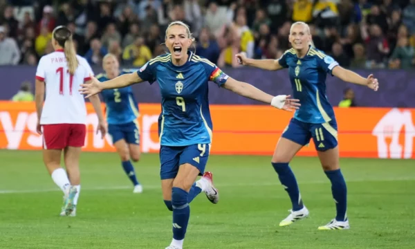 Kosovare Asllani i regjistroi mbrëmë tri rekorde të reja në Kampionat Evropian