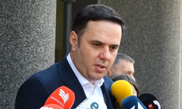 Abdixhiku: S’shoh dhe s’pres ndonjë zgjidhje në ditët e mbetura të afatit kushtetues – kjo është gjendja fatkeqe e Kosovës