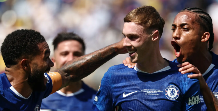 Chelsea në majat e botës, deklason PSG-n