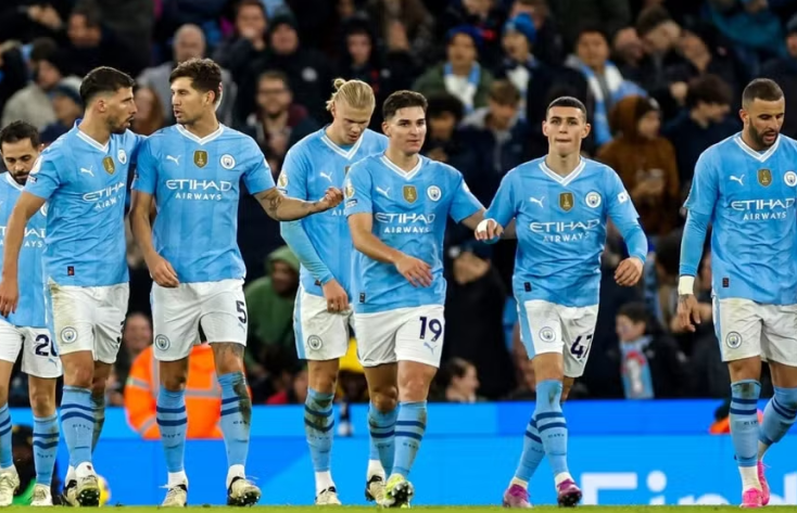 E kërkon Tottenhami, Guardiola bllokon largimin e Savinhos