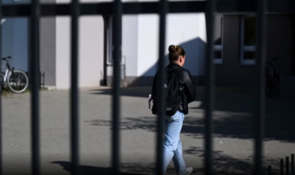 Vetmia tek adoleshentët: Një shqetësim global që ndihet edhe në Kosovë