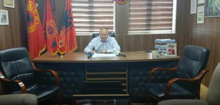 Hysni Gucati falënderon për mbështetjen në protestë dhe paralajmëron kërkesë për rezolutë në Kuvend