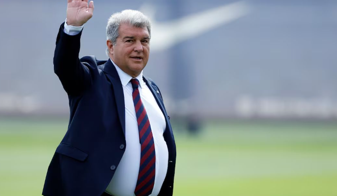 Laporta: Kush e do futbollin thotë që Barça dhe PSG luajnë futbollin më të mirë në botë