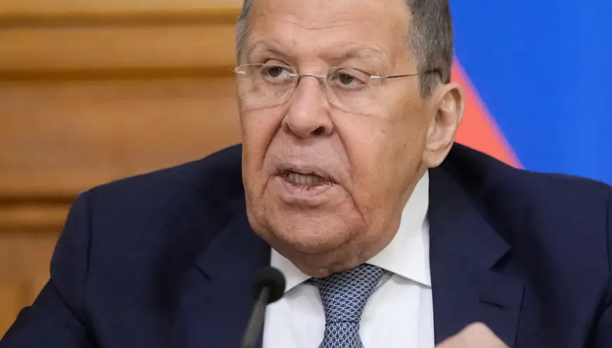 Moska shuan shpresat për një takim të shpejtë mes Putinit dhe Zelenskit