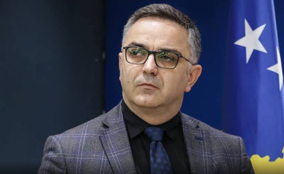 “Shteti në pushim, qytetarët në hall”, Tahiri: Çmimet e ushqimeve, qirasë dhe transportit rriten, qeveria pa plan