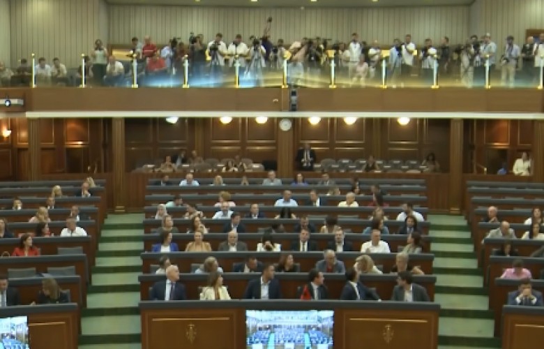 Seanca konstituive s’mbahet pa aktgjykimin e plotë të Kushtetueses