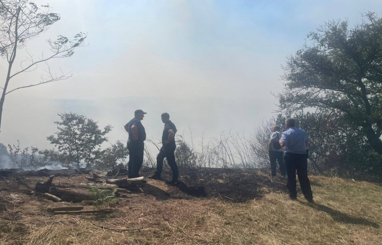 72 vatra zjarri në Kosovë, 11 vazhdojnë të jenë aktive