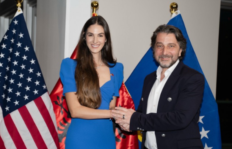 Rama organizon pritje për filantropen dhe humanitaren Emina Çunmulaj