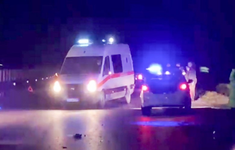 Aksident i rëndë në Peqin, vdesin dy të rinj, mjeti doli nga rruga